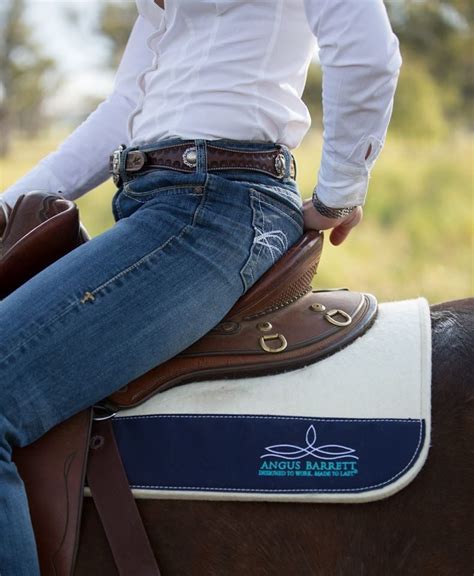 angus barrett saddle pad